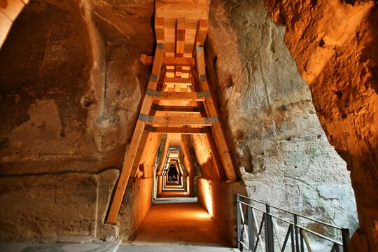 The ruins of the ancient city of Cuma.