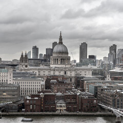 Fototapeta na wymiar View of downtown London on a cloudy day in February 2020