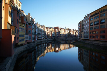Fototapeta na wymiar Hanging houses over the Oñar river, Girona, Tarragona, Spain