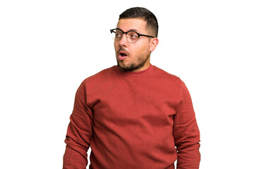 Obraz premium Young caucasian man isolated being shocked because of something she has seen.