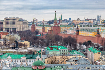 Obraz premium View of the Moscow Kremlin on Red Square in Moscow in winter