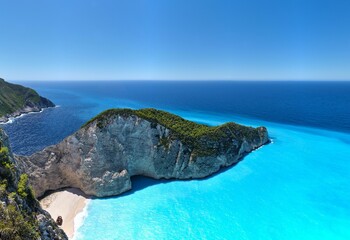 Naklejka premium Aerial shot of an exotic beach with an azure sea view at Zakynthos, Greece