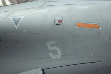 Avion de chasse gros plan