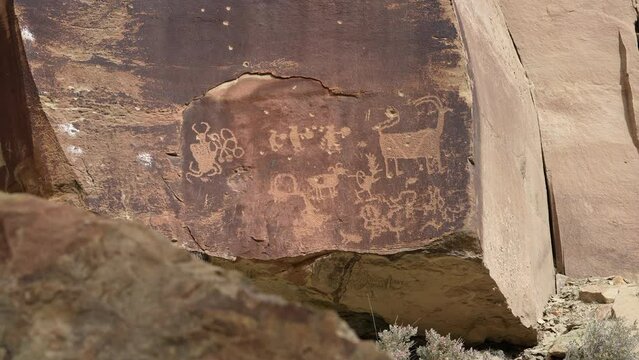 Nine Mile Canyon rock art Fremont Native American Indian Petroglyphs in the Utah desert as part of the world's longest art gallery.