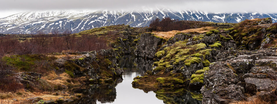 Icelandic Views Of The Mid Atlantic Ridge