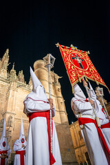 SALIDA PUERTA CATEDRAL PROCESION DE SEMANA SANTA SALAMANCA 2022  jueves santo REAL COFRADÍA...
