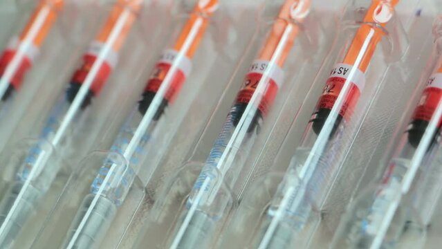Sterile syringes and needles injection. Injection to prevent blood clots or deep vein thrombosis. The prevention and treatment of blood clots