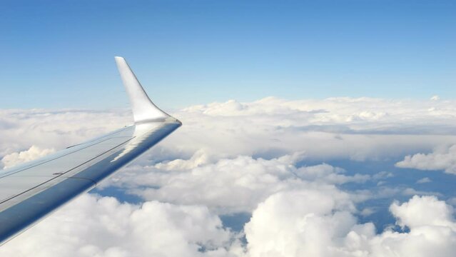 【旅行】飛行機からみる空と雲の風景