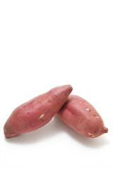 白背景のサツマイモ