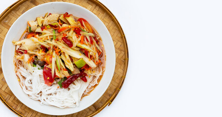 Spicy green papaya salad with vermicelli.