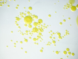 cell-like appearance using oil	
