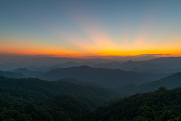 Fototapeta na wymiar Wonderful sunset over the mountains