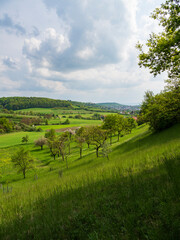 Landschaft bei Unfinden im NSG Trockenhänge und Urwiese bei Junkersdorf, Stadt Königsberg,...