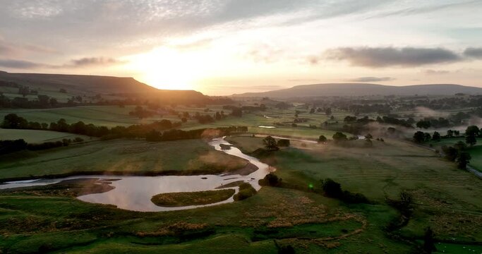 Sunrise over river Ure in Wensleydale