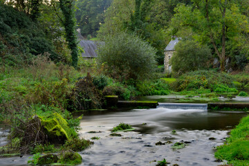 Fototapeta na wymiar La rivière du Guindy en Bretagne