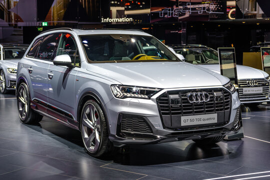 FRANKFURT, GERMANY - SEPT 2019: silver gray AUDI Q7 AVANT 50 TDI QUATTRO 4M SUV, IAA International Motor Show Auto Exhibtion