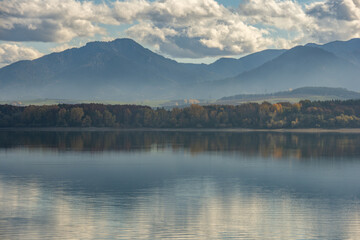 Fototapeta premium autumn landscape with lake, Liptovská Mara, Liptov, Slovakia