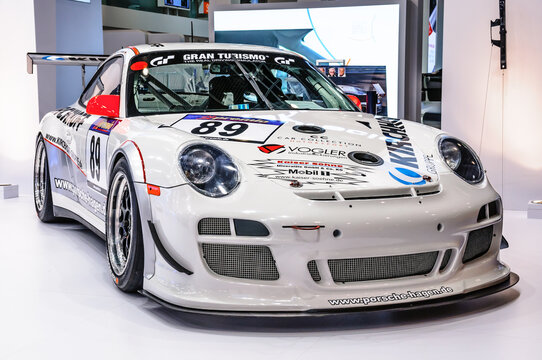 FRANKFURT - SEPT 2015: Porsche 911 997 GT3 RSR presented at IAA