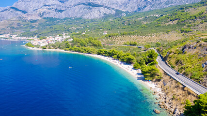 Beach pavilion w pobliżu Dračevac, Chorwacja -view of the sea coast of the island of the mediterranean in the ionian islands