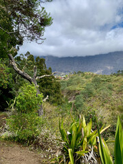 Village dans le cirque de Mafate, île de la Réunion
