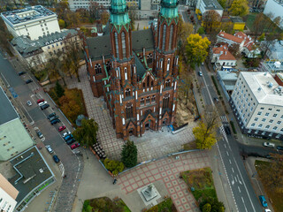 katedra świętego Michała Archanioła w Warszawie z drona