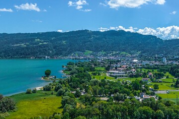 Fototapeta na wymiar Ausblick über die Mehrerau gen Bregenz und Pfänder aus der Luft