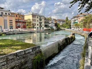 Passeggiando ed ammirando la città di Treviso - Italia
