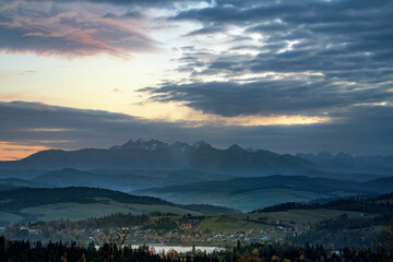 A New Moon over the Tatra Mountains - 542992149