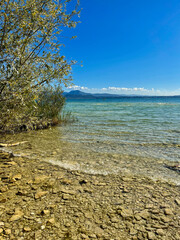 Passeggiando ed ammirando il Lago di Garda - Italia