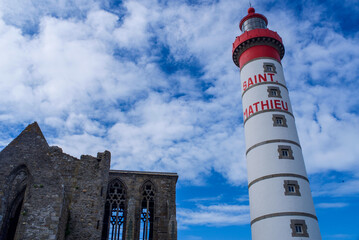 pointe de Saint-Mathieu, phare et abbaye