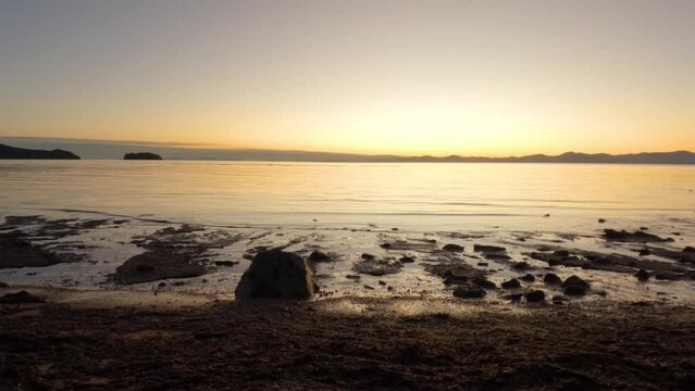 Timelapse Sunrise at Abel Tasman national park during tide shift