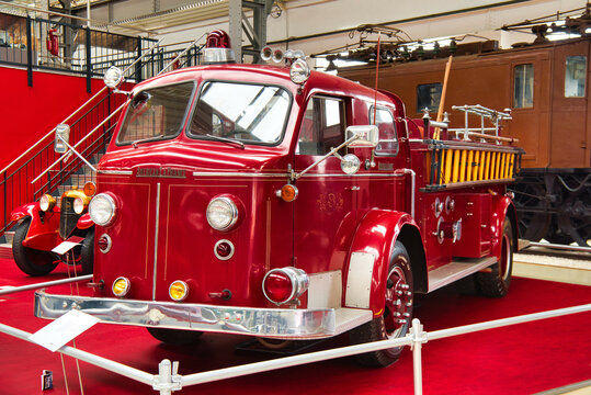 SPEYER, GERMANY - OCTOBER 2022: red retro fire truck American La France Pumper 1955 in the Technikmuseum Speyer