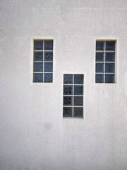 Three wall windows compositions