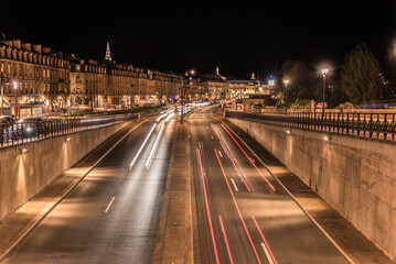 Fototapeta na wymiar Quais de Bordeaux la nuit
