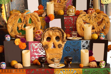 Day of the Dead offering from central Mexico, ofrenda dia de muertos