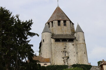 Fototapeta na wymiar La tour César, donjon du 12eme siècle, vue de l'extérieur, ville de Provins, département de Seine et Marne, France