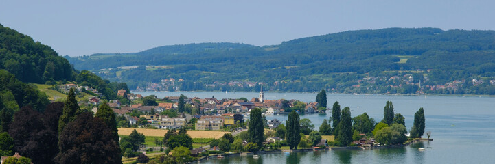Fototapeta na wymiar Ausblick vom Arenenberg auf Mannenbach, Salenburg, Bodensee, Thurgau, Schweiz, Europa