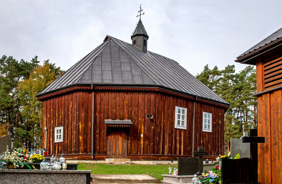 Reconstructed from wood in 1850, together with the belfry, the cemetery chapel under the invocation of the Transfiguration of the Lord in Pulsze in Podlasie, Poland.