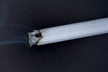 Cigarro encendido