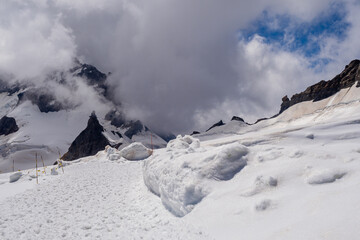 Fototapeta na wymiar On the glacier above the Jungfraujoch station in the swiss alps