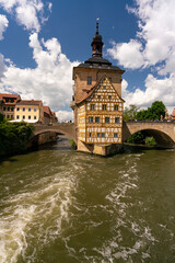 Obraz premium Altes Rathaus in der UNESCO-Weltkulturerbestadt Bamberg, Oberfranken, Franken, Bayern, Deutschland