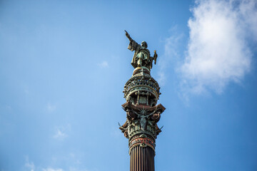 Fototapeta na wymiar Columbus sculpture against the sky, city of barcelona, statue of columbus, end of las ramblas de catalunya, towards the sea.