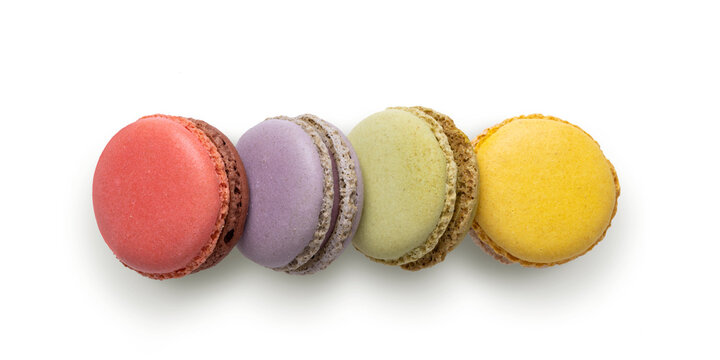 Cake macaron or macaroon on transparent png