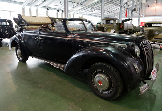 Military-Technical Festival " Motors of Victory" in Sokolniki Park."Opel Admiral", a luxury class passenger car. It was produced by the German automaker from 1937 to 1939.
