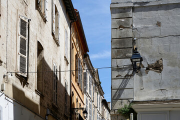 Fototapeta na wymiar Walking in the streets of the historical part of Arles