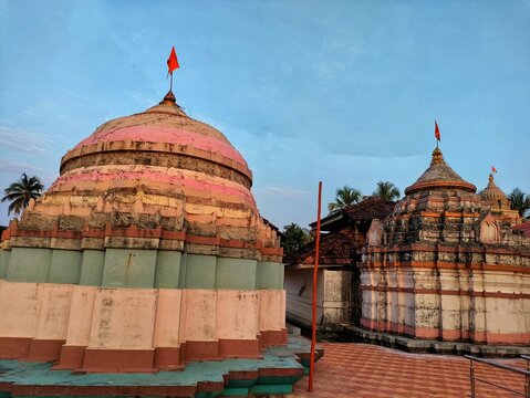 Devgad, Sindhudurg, Maharashtra, India - : Sri Kunkeshwar Temple, This temple is dedicated to Lord Shiva  at konkan or Coastal Maharashtra. Near  kunkeshwar Beach.