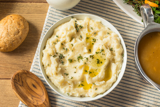 Homemade Thanksgiving Mashed Potatoes