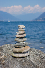 Steinmännchen am Lago Maggiore in der Schweiz
