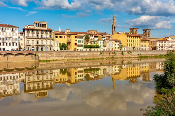 Fototapeta na wymiar Florence architecture along Arno river, Italy