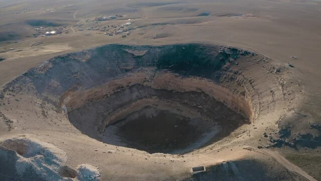 Large sink holes in T&uuml;rkiye.